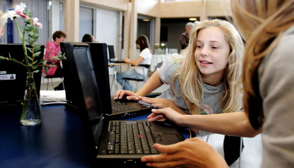 sikkerhedsstillelse månedlige stege Børn skal have PC med i skole