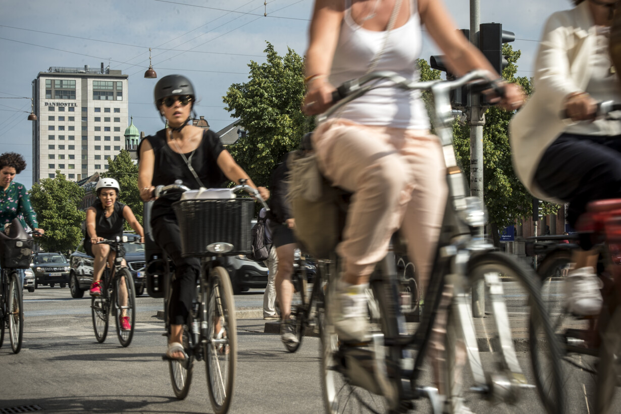 halvkugle tidsskrift ulovlig Forbund: Cykelhjelmen skal være frivillig