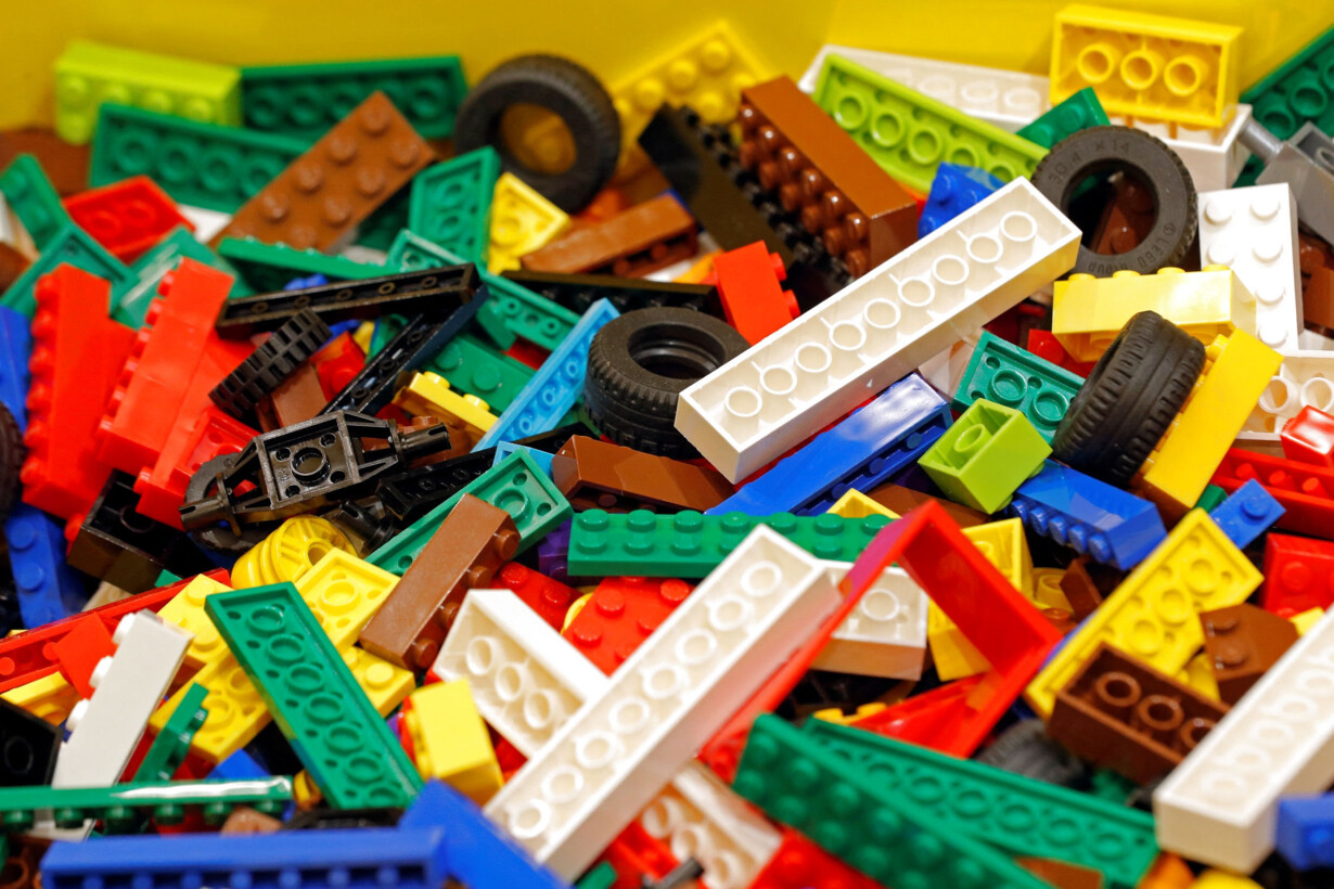 kompleksitet brændstof albue Troldmænd og stjernekrigere øger Lego-salg trods uroligt 2022